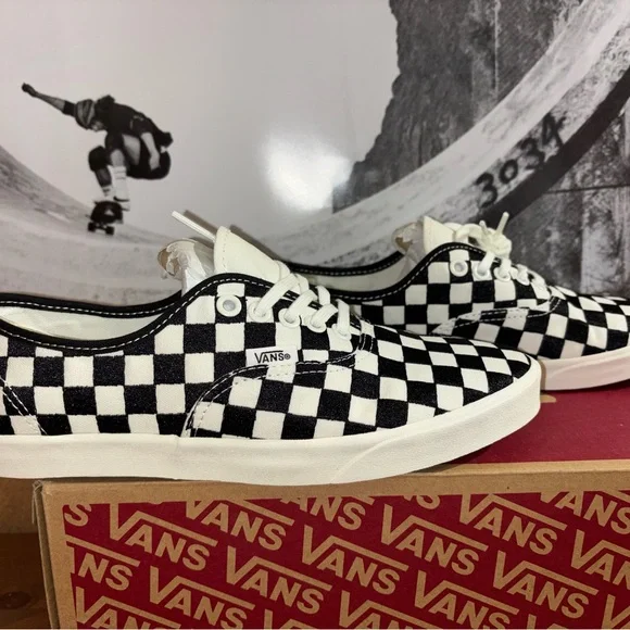 Vans Authentic Low Pro sz 6.5 Men’s 8.0 Women’s - Picture 8 of 10